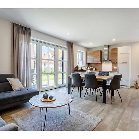 With 3 Bedrooms בית נופש *